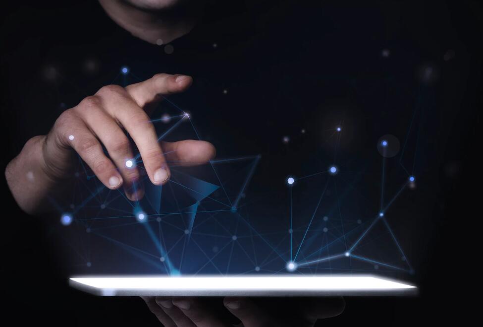 那如果是一个女生给一个男生发终是庄周梦了蝶,你是恩赐也是劫,是什么意思 庄周一生梦一蝶